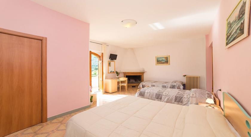 Bed and Breakfast Tra I Monti Tramonti Zewnętrze zdjęcie